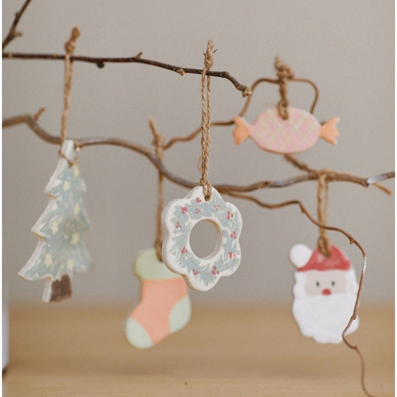 Letters & Little Things | DIY Ceramic Ornaments π