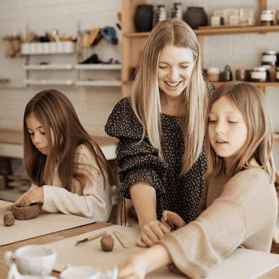 Mama's & Minis: Pottery Play (Ages 5+)